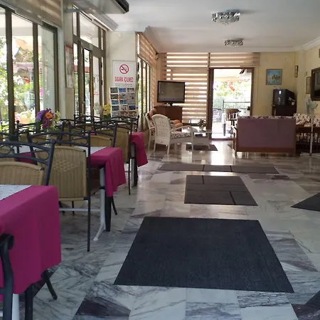 Ξενοδοχείο με διαμερίσματα Kamelya