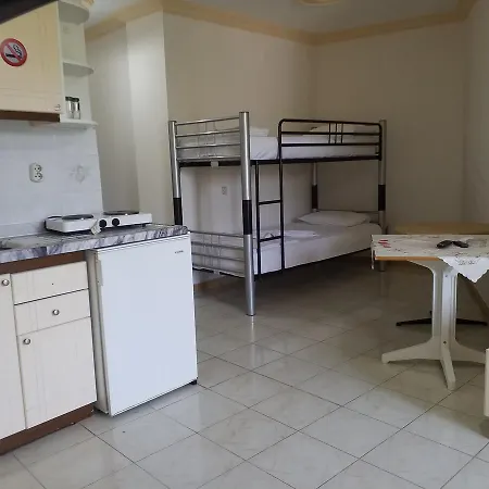 公寓式酒店 Kamelya 马尔马里斯