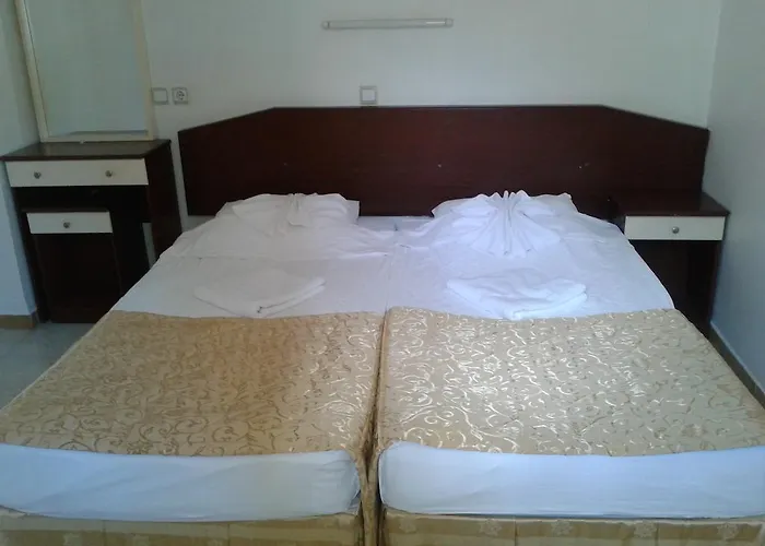 מלון דירות Kamelya מרמריס