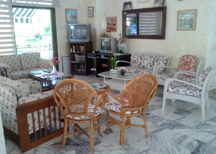 מלון דירות Kamelya