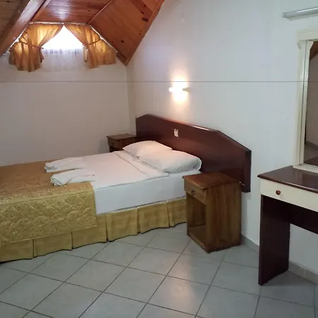 Kamelya מלון דירות