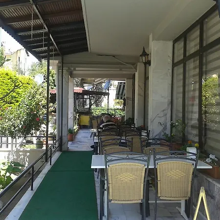 Kamelya Apartmanhotel 3*