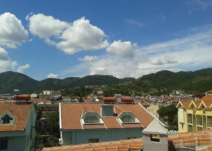 Kamelya アパートホテル