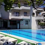 Kamelya مرمريس