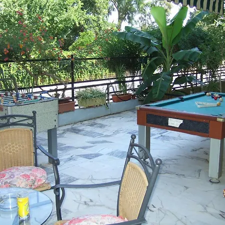 Kamelya Aparthotel 3*