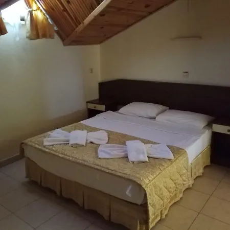 Apart Otel Kamelya 3*
