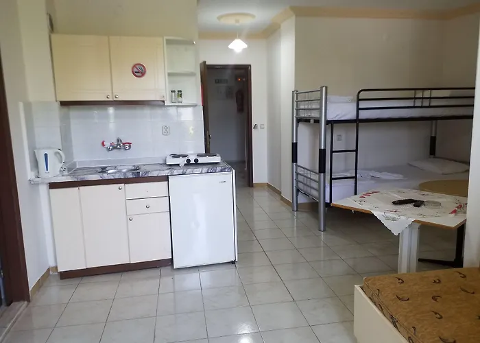 Aparthotel Kamelya