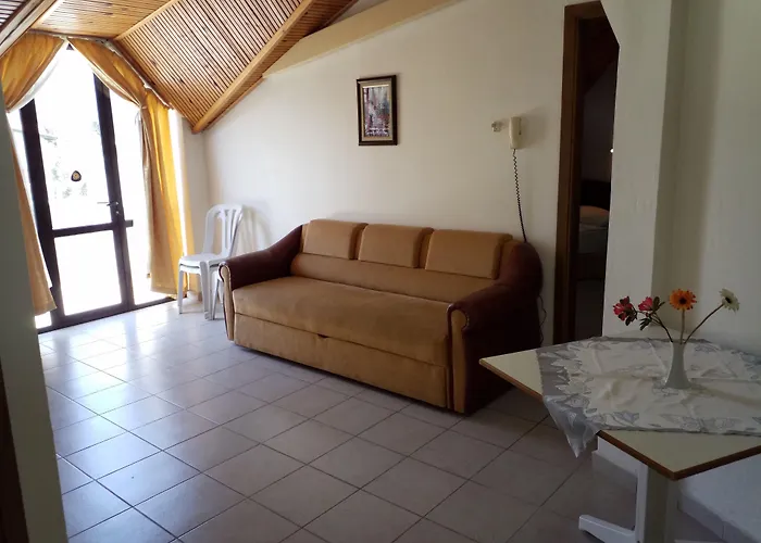 Aparthotel Kamelya