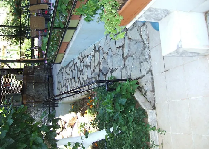 Kamelya Aparthotel