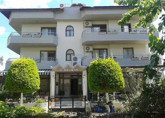 Kamelya Aparthotel 3*