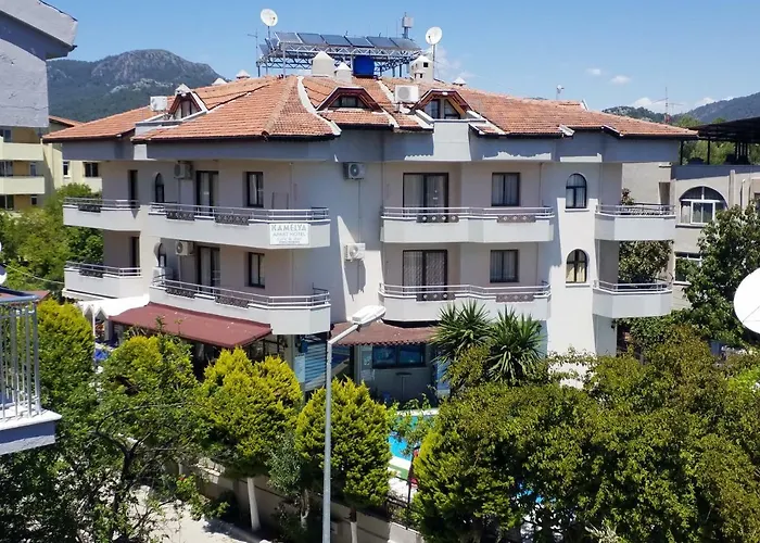 Aparthotel Kamelya